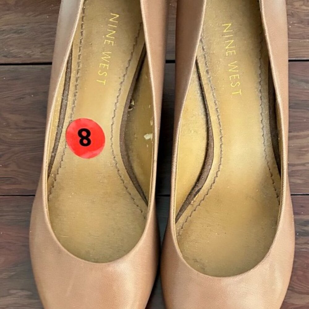 Tan Leather formal closed-toe shoes